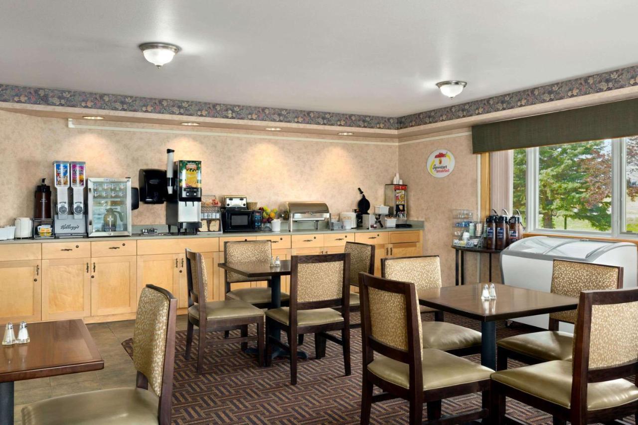 Super 8 By Wyndham Big Timber Motel Dış mekan fotoğraf