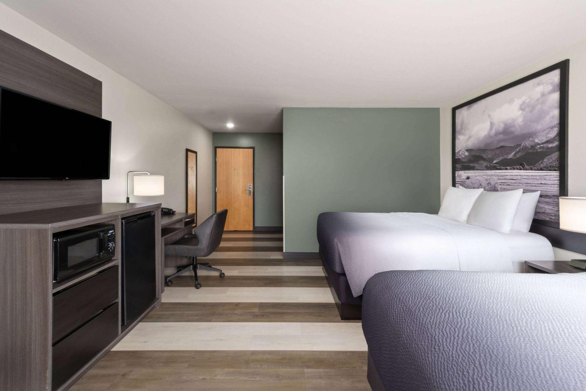 Super 8 By Wyndham Big Timber Motel Dış mekan fotoğraf